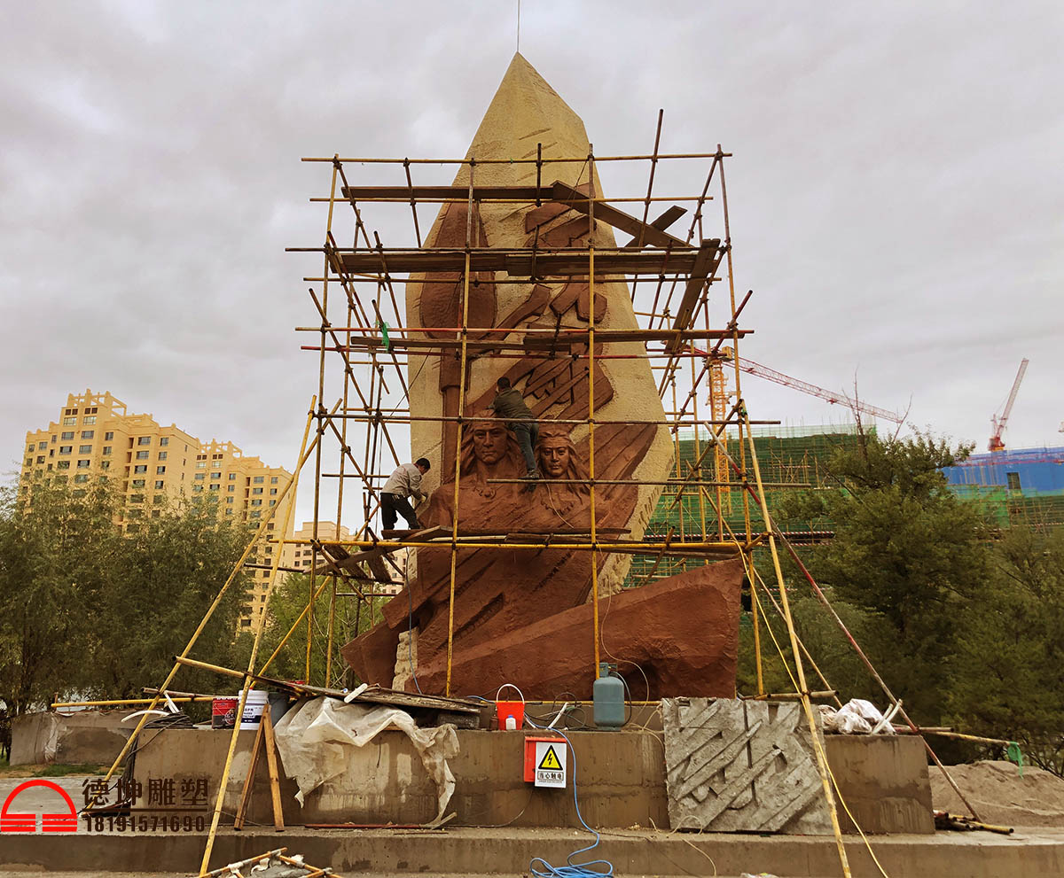 青海省�I　西宁市沈娜遗址公园雕塑泥稿顺利通过验收！